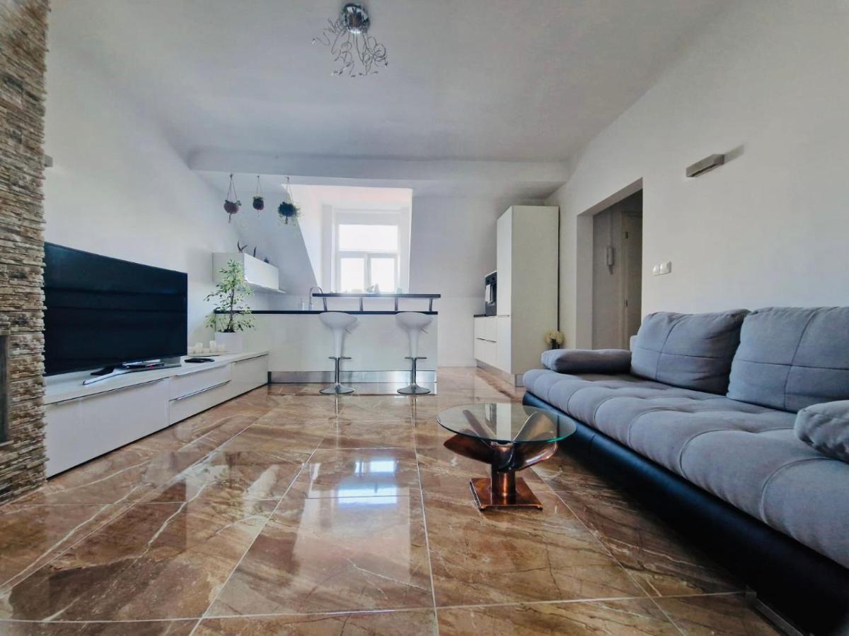 Apartman Blumental Centrum Bratislava Exterior foto