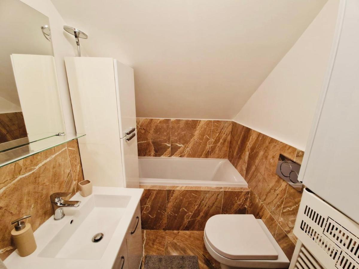 Apartman Blumental Centrum Bratislava Exterior foto